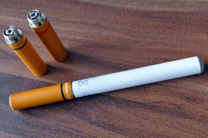 Курить электронные сигареты в общественных местах хотят запретить