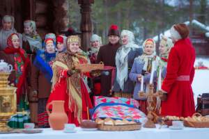 Астраханцам в дни святок тематические выставки расскажут о том, как отмечали праздник наши предки
