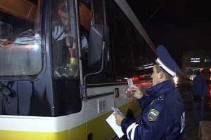 В Астраханской области за нарушение правил перевозки задержан водитель рейсового автобуса