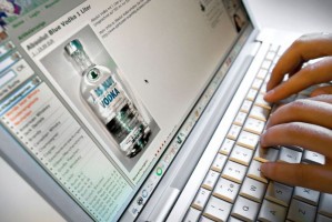 В России после 1 июля запустят официальную интернет-продажу алкоголя