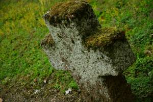 Страшную находку обнаружили астраханцы на месте старинного кладбища