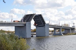 Сегодня ночью в Астрахани на три часа разведут Кирикилинский мост