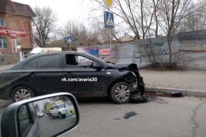 В Астрахани произошло жесткое массовое ДТП с участием такси