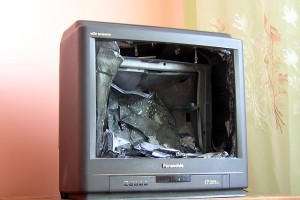 Малыш, который пострадал при взрыве телевизора в Астраханской области, в реанимации
