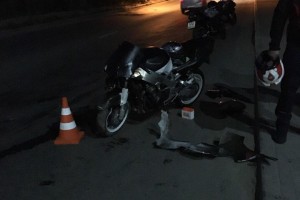 В Астрахани водитель на мотоцикле сбил пешехода-нарушителя