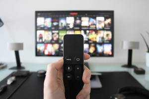 Астраханку наказали за одолженный куму телевизор