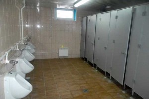 Учёные рассказали об основной опасности общественных туалетов в Астрахани