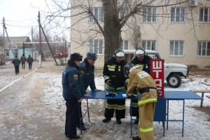Пожарно-тактические учения на здании Харабалинской районной больницы
