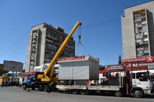 В Астрахани продолжают демонтировать незаконные ларьки