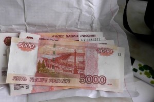В Астраханской области за аренду тракторов расплатились фальшивыми деньгами