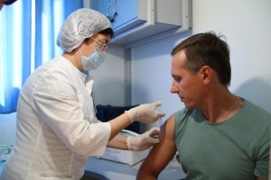 У Дворца спорта «Спартак» в Астрахани можно сделать прививку от гриппа