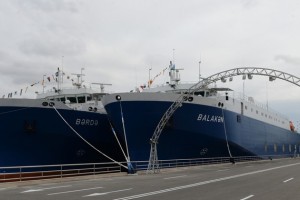 Россия и Азербайджан планируют связать порты Астрахани и Баку