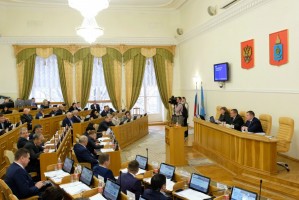 Астраханские депутаты приняли «Социальный пакет Сергея Морозова» в первом чтении