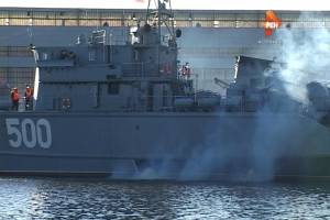 8 боевых единиц Каспийской флотилии вышли в море на плановые учения
