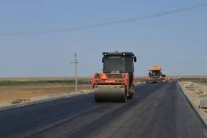 К 2020 году 94 км трассы Астрахань-Махачкала закатают в асфальт