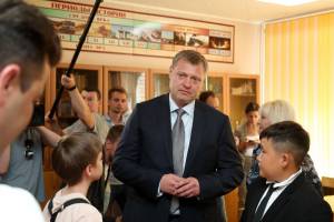 Врио губернатора Астраханской области Игорь Бабушкин проверил организацию летнего отдыха детей в 32-й астраханской школе