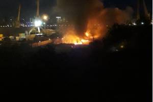 Площадь пожара на Трусово в Астрахани составила 600 кв.м