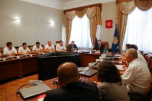 Глава Астраханского региона призвал муниципалитеты к конкретным предложениям развития