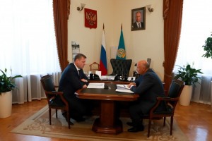 Врио губернатора Игорь Бабушкин провёл рабочую встречу с главой администрации Астрахани