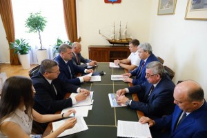 Врио губернатора Астраханской области Игорь Бабушкин и начальник ПривЖД обсудили инвестпроекты компании в регионе