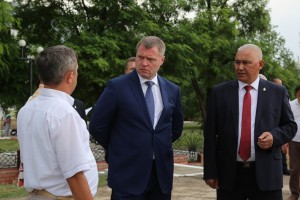 Врио губернатора Игорь Бабушкин посетил с рабочей поездкой сёла Красный Яр и Маячное