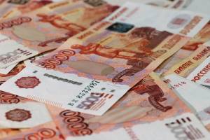 Астраханка потеряла сотни тысяч из-за сотрудницы банка