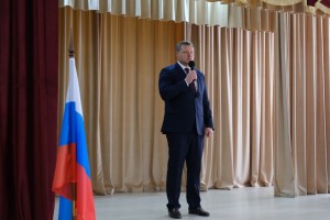 Врио губернатора Игорь Бабушкин поздравил с профессиональным праздником речников и моряков