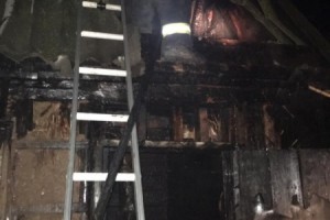 За прошедшие сутки в Астрахани сгорели дом, баня и лестничная клетка