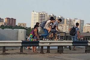Астраханцы возмущены тем, что на городской пляж теперь не добраться пешком
