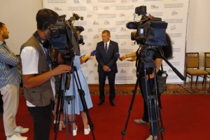 Региональному кабмину представлен новый ио министра здравоохранения Астраханской области