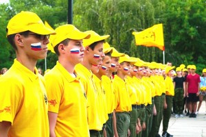 Росгвардейцы приняли участие в открытии лагеря «Страна героев»