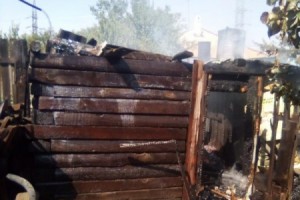 В Астрахани на ночном пожаре погиб мужчина