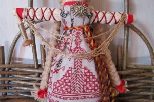 Волгоградский мастер покажет как делать традиционных кукол