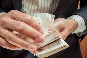 Астраханский бизнесмен оставил себе 10 миллионов рублей налогов