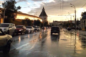 В Астрахани ветеранам в День Победы предоставят бесплатный проезд в такси