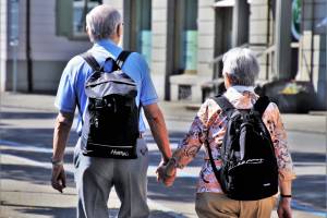 В России обсуждают идею увеличения пенсионного возраста до 70 лет — СМИ