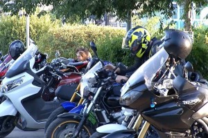 Мотоциклистам повышают возраст получения прав