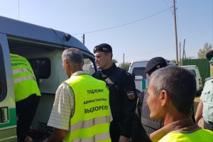 Семнадцать иностранцев покинули Астраханскую область