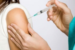 В Астрахани можно сделать прививку от гриппа у ТЦ «Ярмарка»