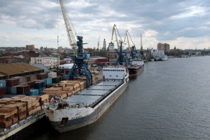 Казахстан просит заход в порты Астрахани без разрешений