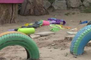 Астраханцы возмущены демонтажем детской площадки у своего дома