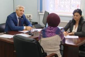В Астрахани состоялся приём граждан депутатом Госдумы России Леонидом Огулем