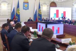 Губернатор Астраханской области снова поднял налоговый вопрос