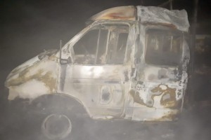 Этой ночью на трассе сгорел автомобиль