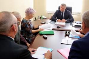 Глава Астраханской области провёл первый личный приём граждан