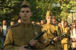 В Астраханском Братском саду прошёл торжественный митинг