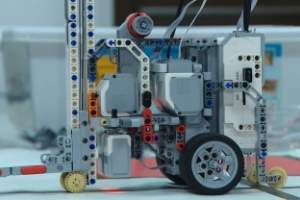 Астраханский школьник создал необычный прибор из “Лего”