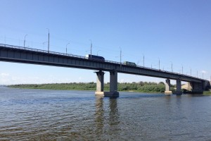 В Астрахани укрепляют опоры Нового моста