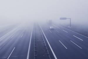 Астраханских водителей предупреждают о тумане