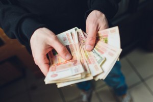 Астраханец скрыл от налоговой 10 миллионов рублей и поплатился штрафом